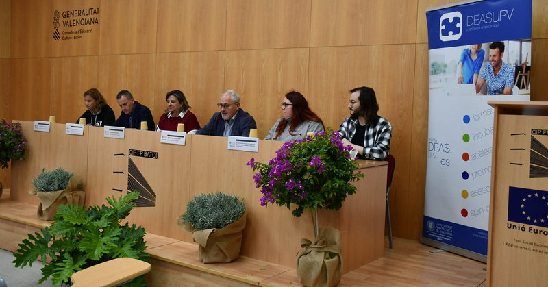 Presentación XIII ideaT UPV Campus de Alcoy - Ágora Emprendedores