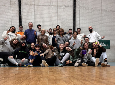 “De patio a patio” conecta al alumnado de MPES con La Magna a través del recreo y el juego