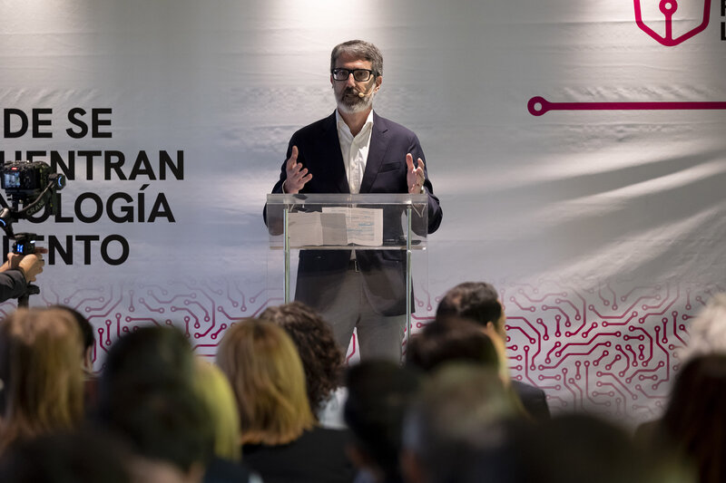 Justo Vellón, en la apertura del acto de Tech FabLab