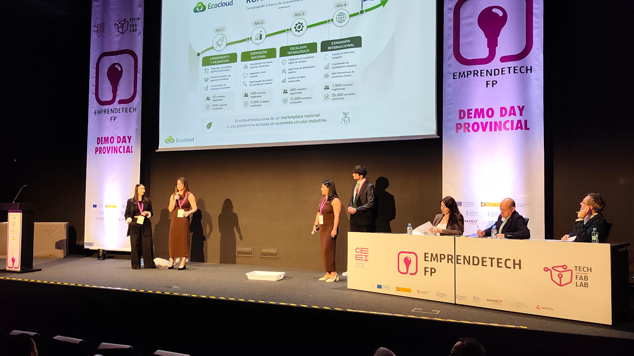 Demo Day EmprendeTech FP 2026