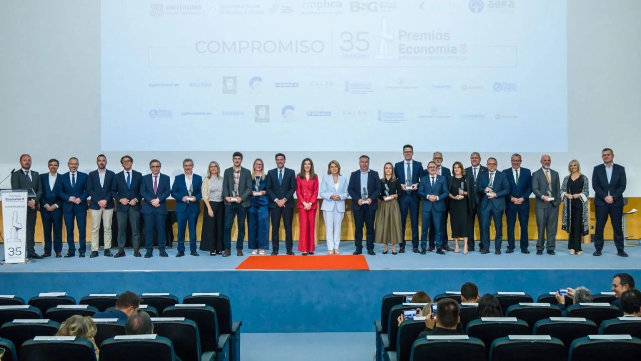 premios economia 3