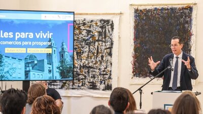 El Ayuntamiento de Elda presenta a comerciantes, emprendedores y colectivos empresariales el plan ‘Elda Centro Histórico’
