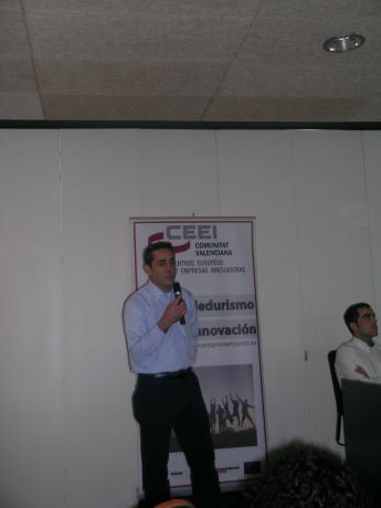 Ikeando en las empresas: "Estrategias para innovar" + Commercial Speech 13