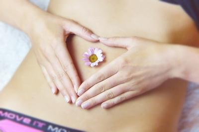 �Vientre hinchado? Causas y soluciones