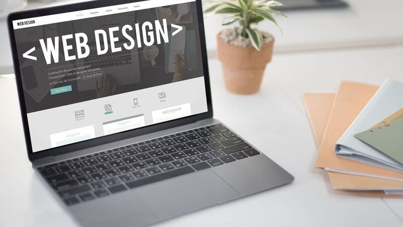 La importancia de un buen desarrollo web y el cumplimiento normativo en España